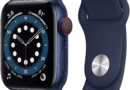 Novità Apple Watch Series 6 (GPS + Cellular, 40 mm) Cassa in alluminio azzurro con Cinturino Sport deep navy