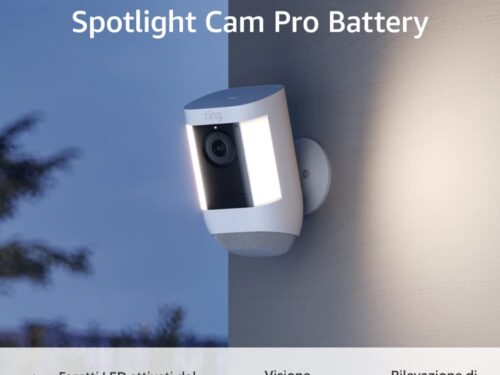 Ti presentiamo Ring Spotlight Cam Pro Battery di Amazon | Video HD 1080p e HDR, rilevazione di movimento 3D, vista dall’alto, faretti LED, montaggio fai-da-te