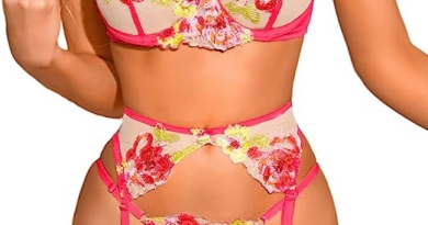 Kaei&Shi Floral Embroidered, Underwire, G-String, Garter Belt, 4 Pieces Lingerie
